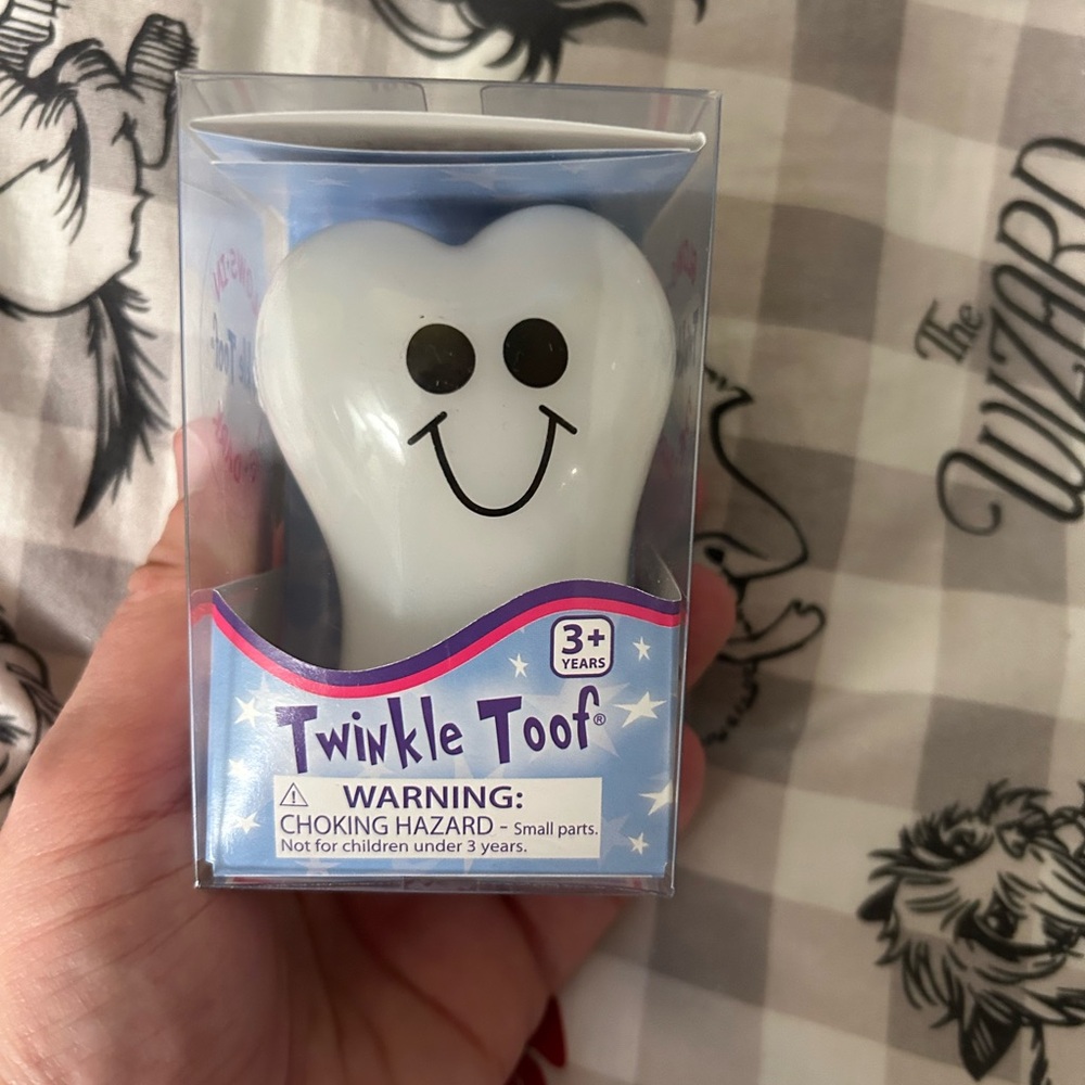 Tooth Fairy child light up tooth holder NWT